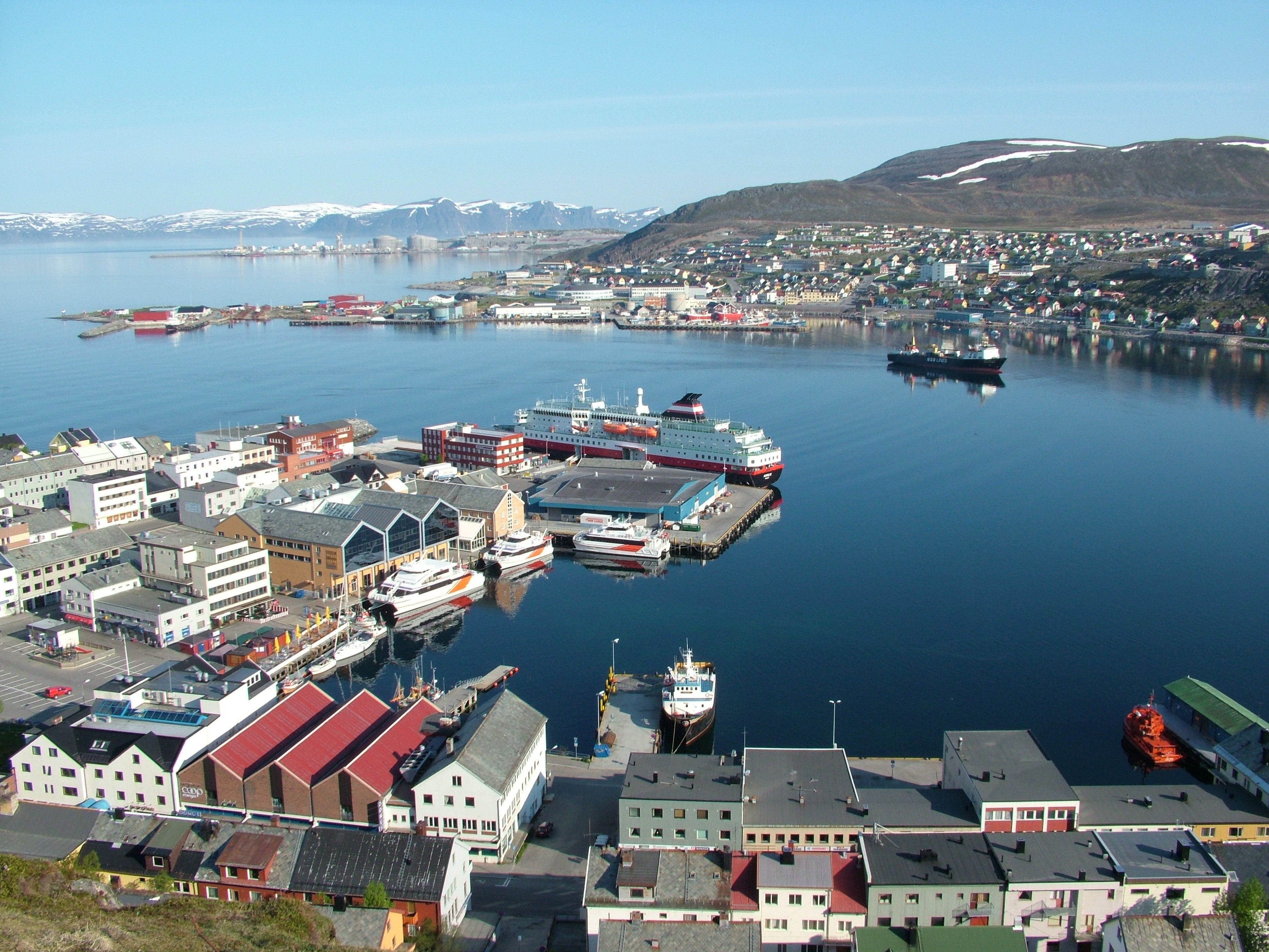 Hammerfest_Juni_2005.jpg.4fa5cbec4e76c7173a55558c8a7d3c8f.jpg